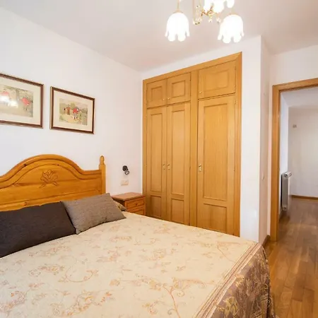 Berde - Gran Sayo Vii 3 Habitaciones, Centro Apartment